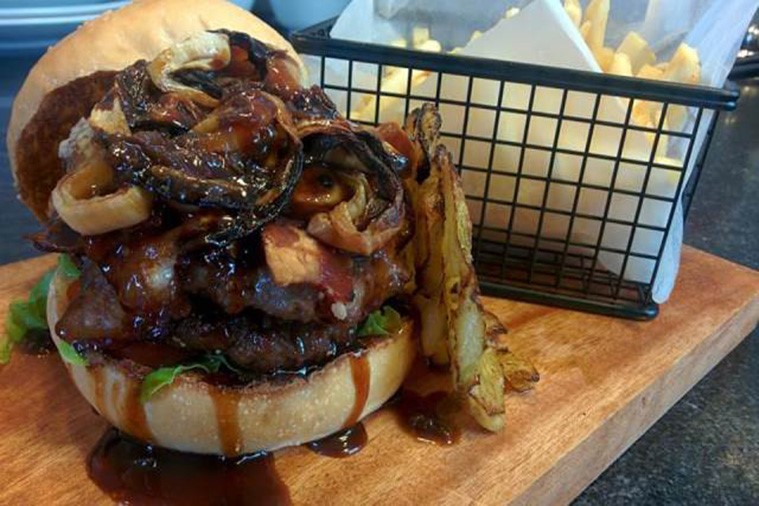 Waterfront - Bar & Restaurant - Đà Nẵng